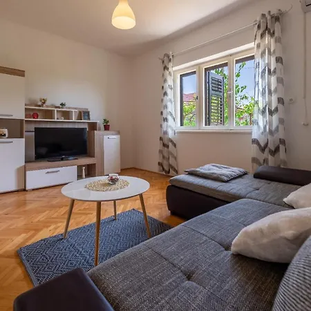 Apartment Dida Frane In