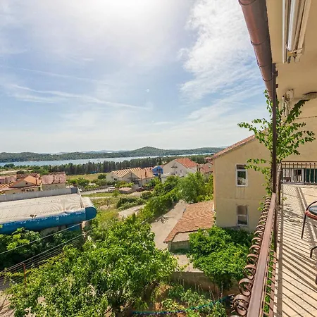 Apartment Dida Frane In *